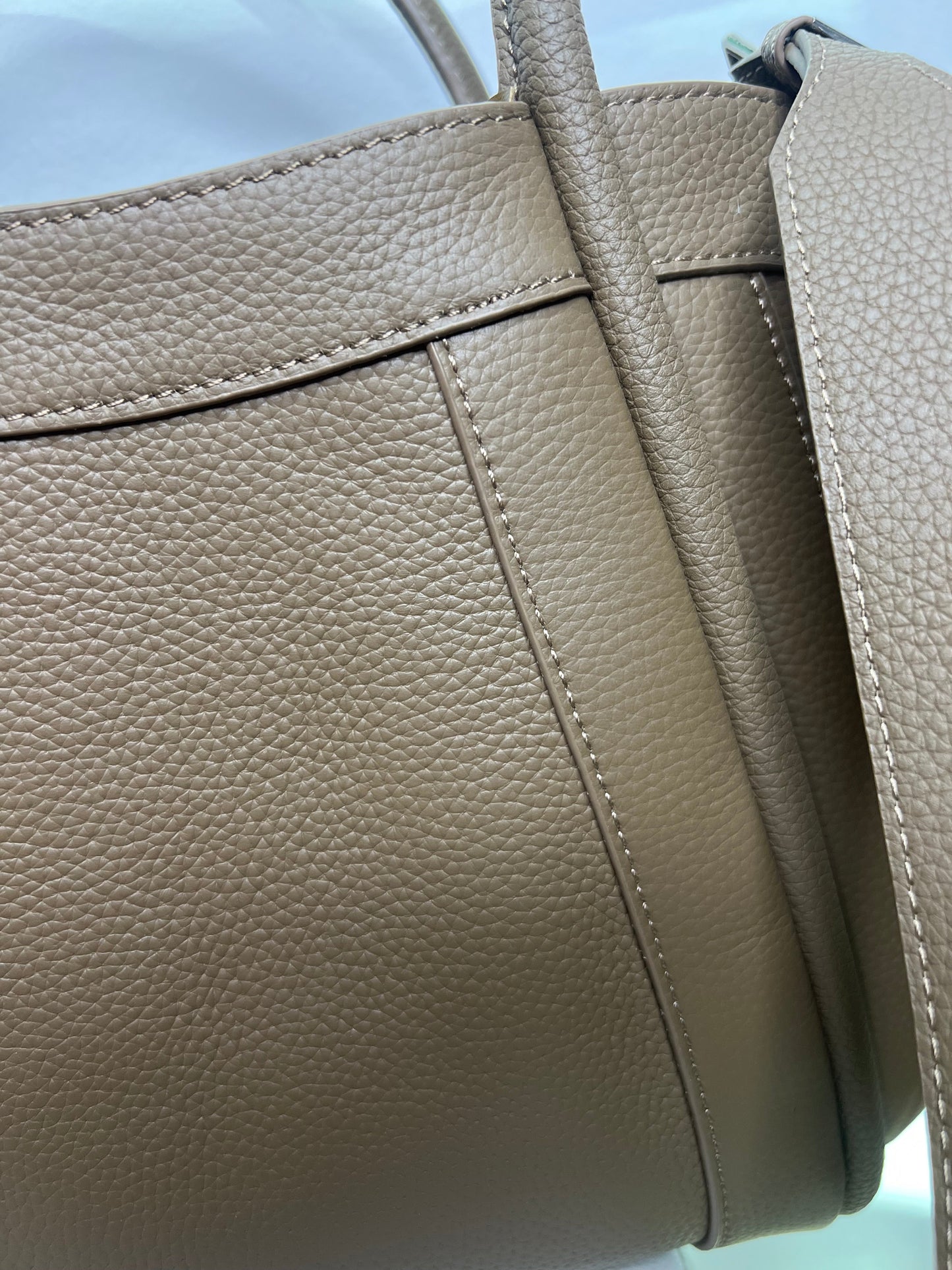 Stella Medium Genuine Leather Bag