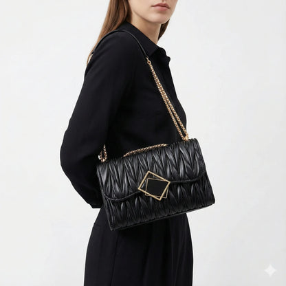 Compact Leather Bag - Vienza