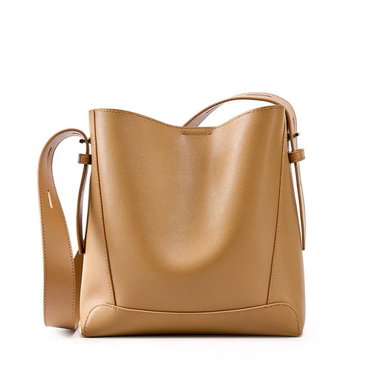Women's Genuine Leather Bag - Penélope